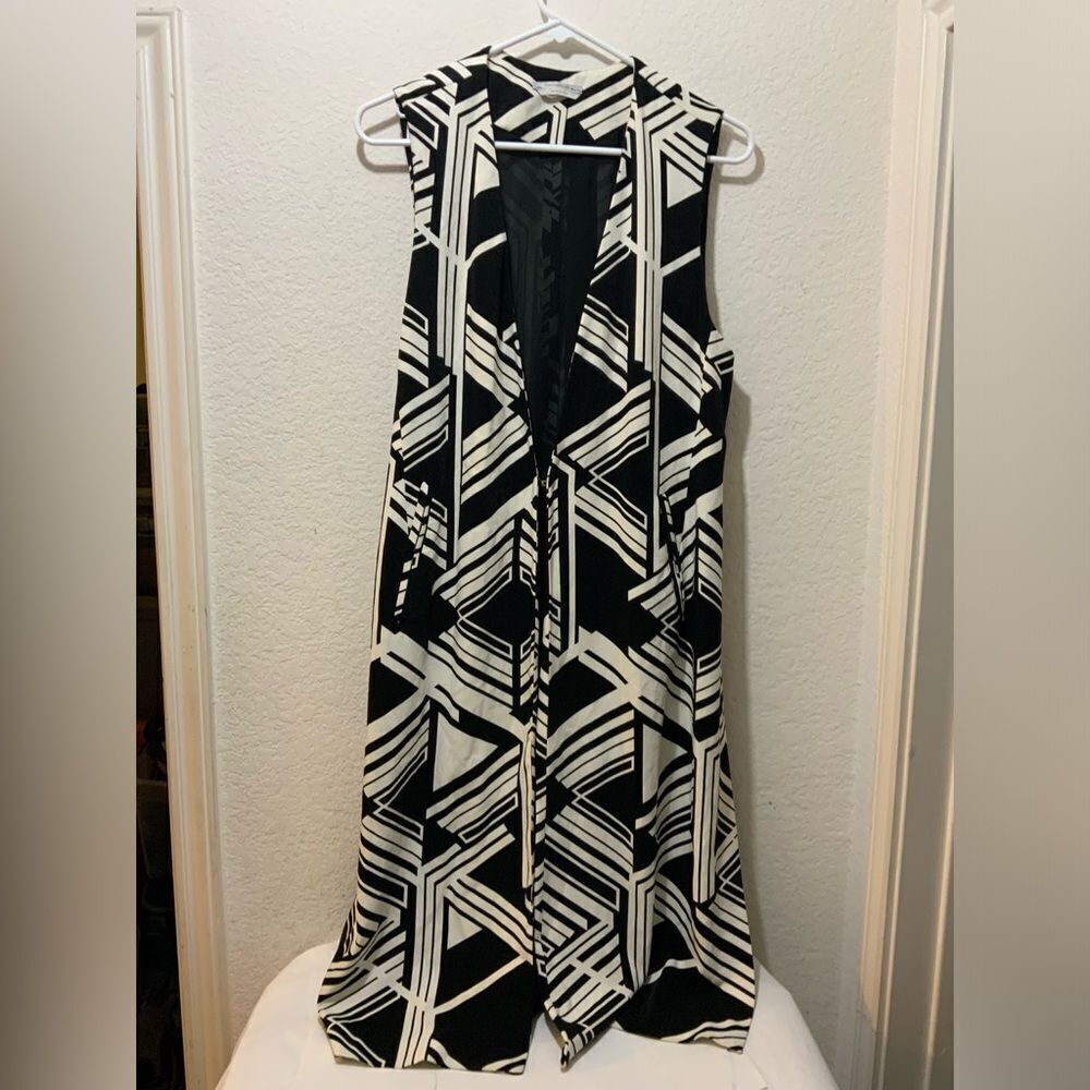 Biancoghiaccio Dress vest style L Sleeveless White black  Length 40” Italy